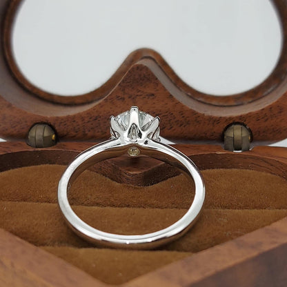 1.58 Ct IGI Certified Round Lab Diamond Solitaire Engagement Ring