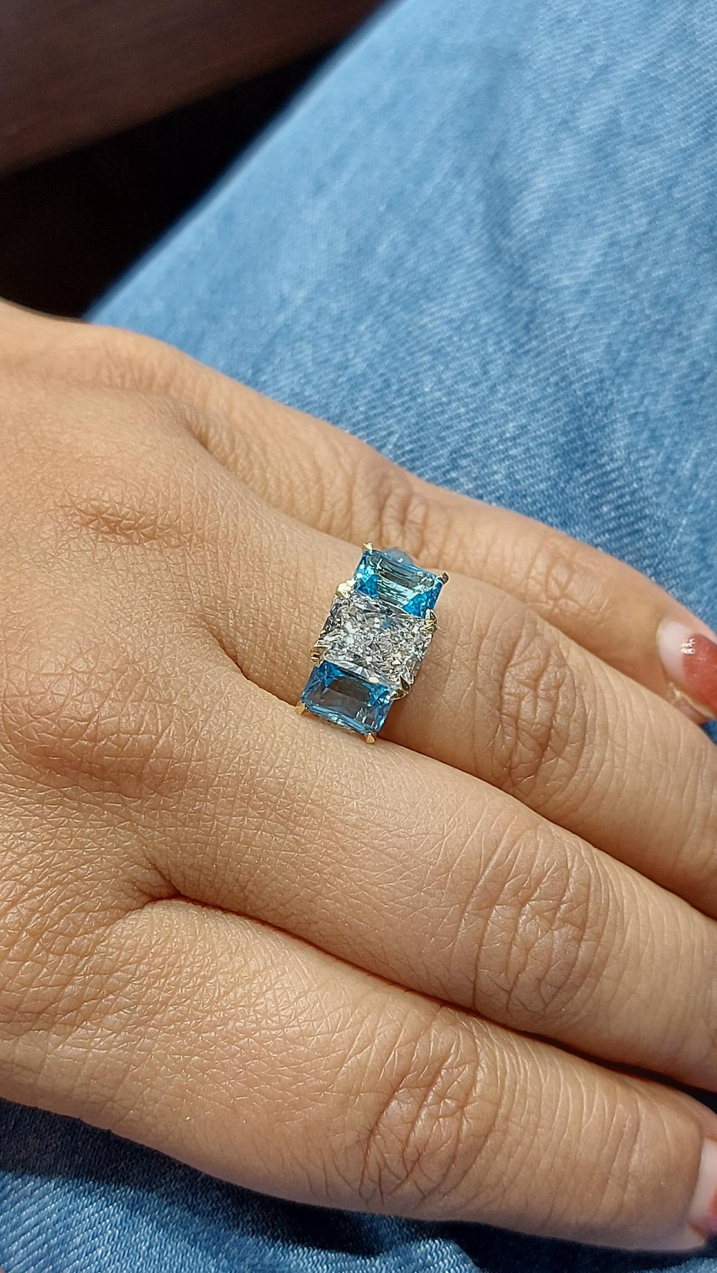 2 Karat Radiant Diamant Drei-Stein-Verlobungsring Radiant cut Moissanite engagement ring in Gold or Platinum — custom handcrafted by Forever For Love