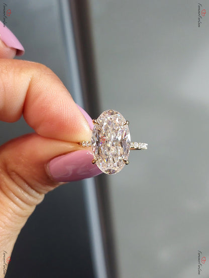 Oval Diamond, Moissanite Eternity Band