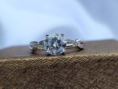 1.5 Ct IGI Certified Round Lab Diamond Solitaire Engagement Ring