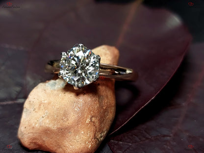 1.9 Ct Round Diamond Solitaire Engagement Ring