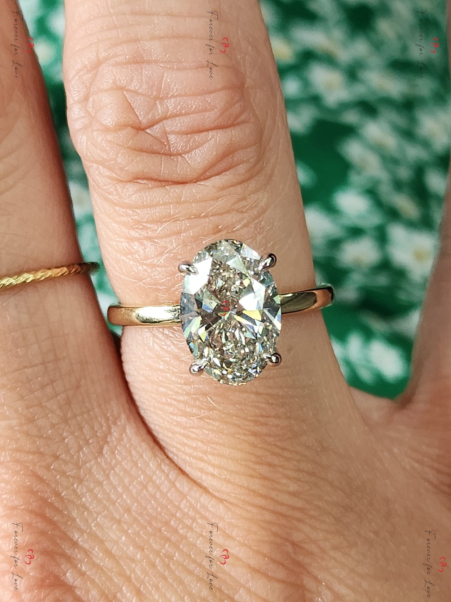 2,5 Karat ovaler Diamant Solitär Verlobungsring Oval cut Moissanite engagement ring in 935 Argentium Silber — custom handcrafted by Forever For Love