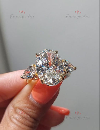 12 Ct IGI Certified Oval Diamond Three Stone Engagement Ring