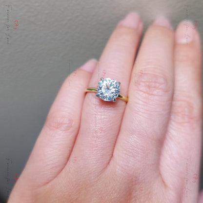 2 Ct Round Moissanite Solitaire Engagement Ring