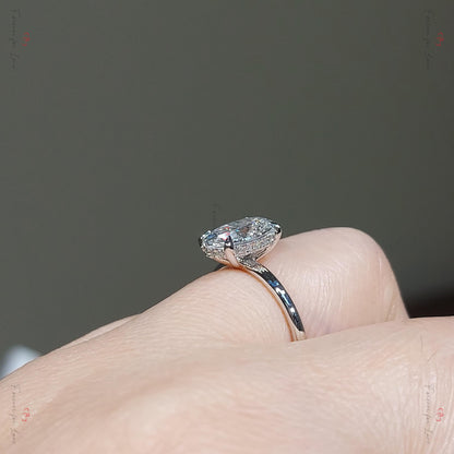 3 Ct IGI Certified Oval Lab Diamond Engagement Ring