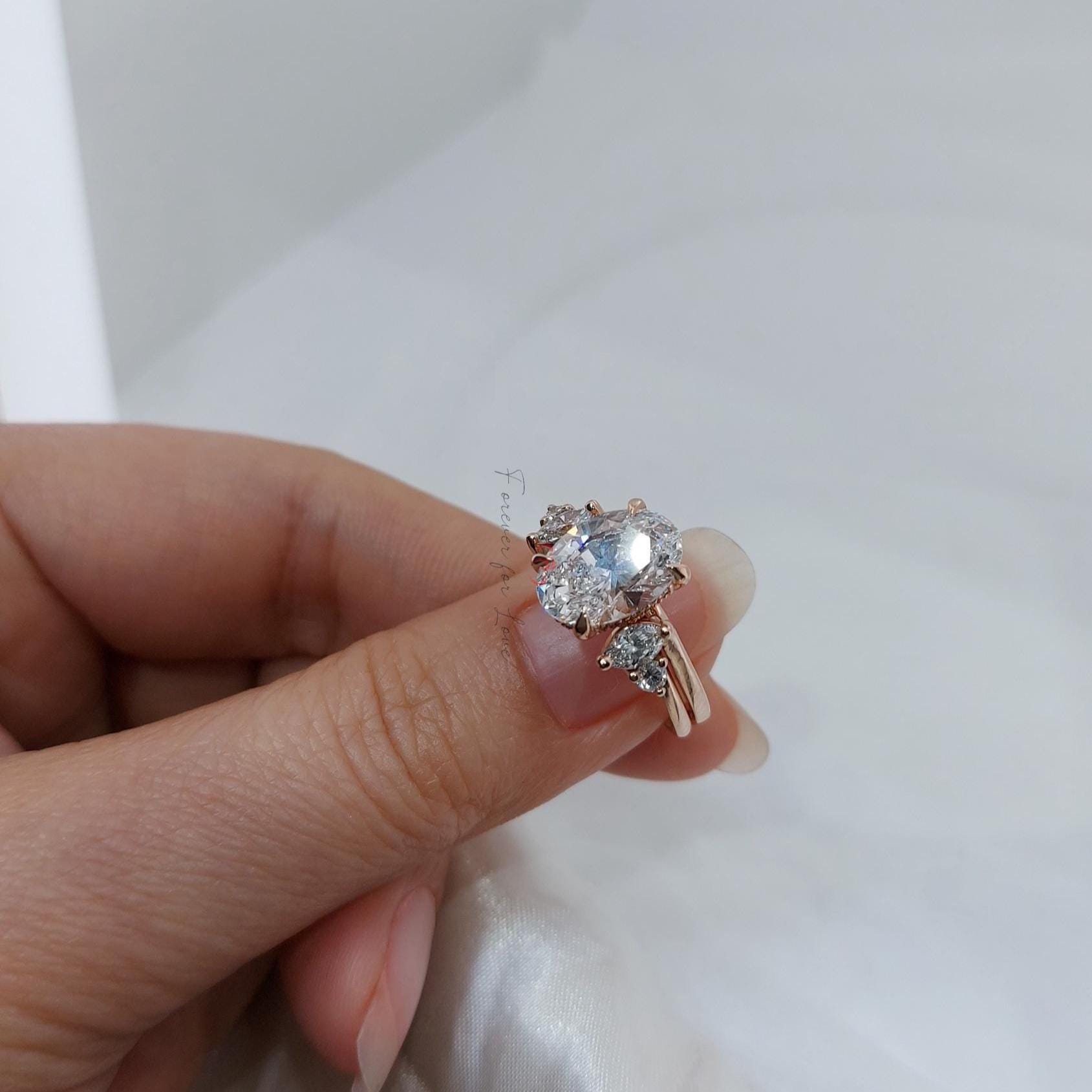 3 Ct IGI Certified Oval Lab Diamond Solitaire Engagement Ring