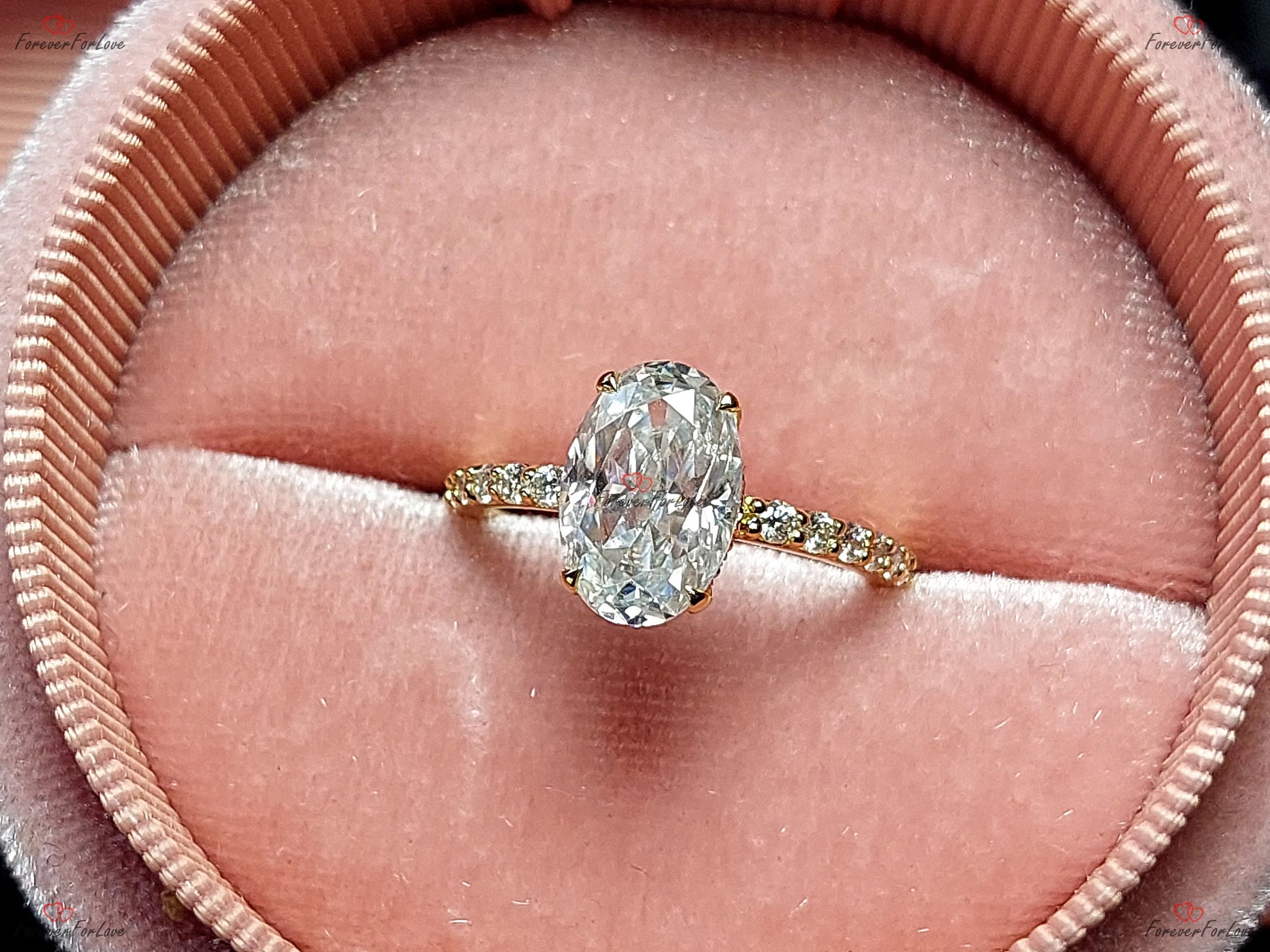 2.5 Ct Oval Moissanite Engagement Ring
