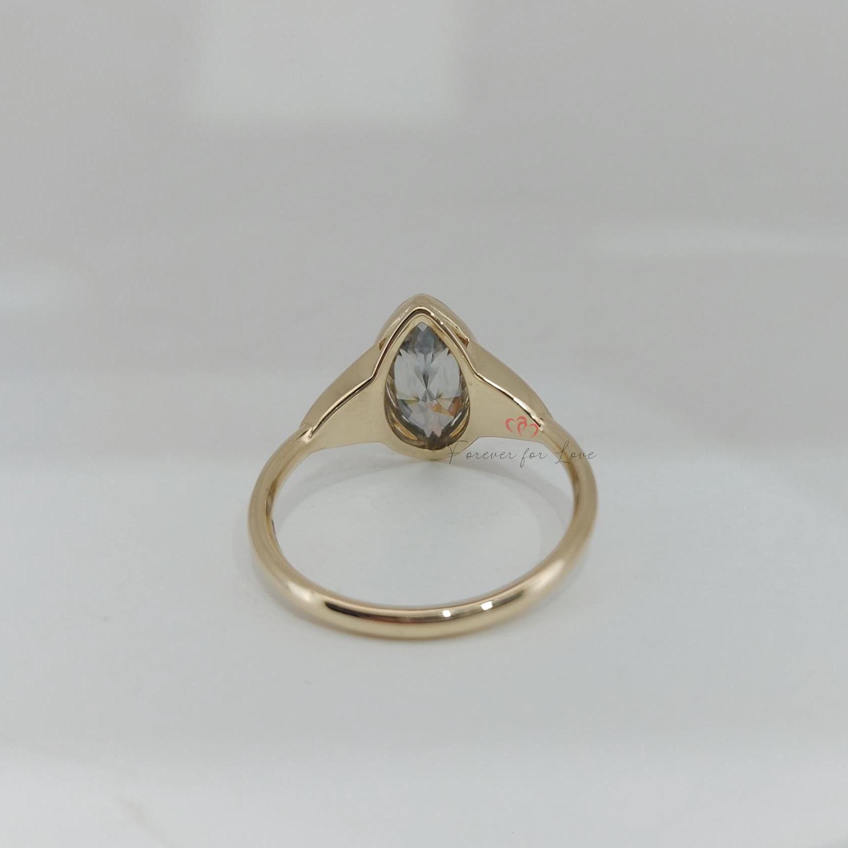 Marquise Diamond, Moissanite Engagement Ring