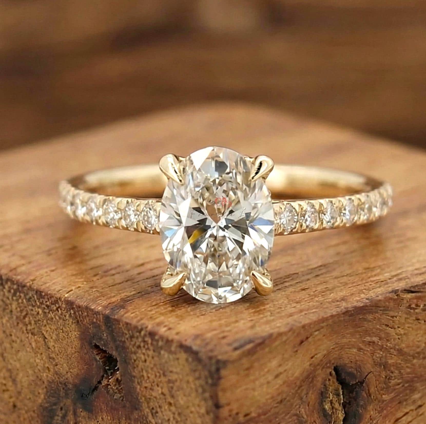 1 Ct IGI Certified Oval Diamond Engagement Ring