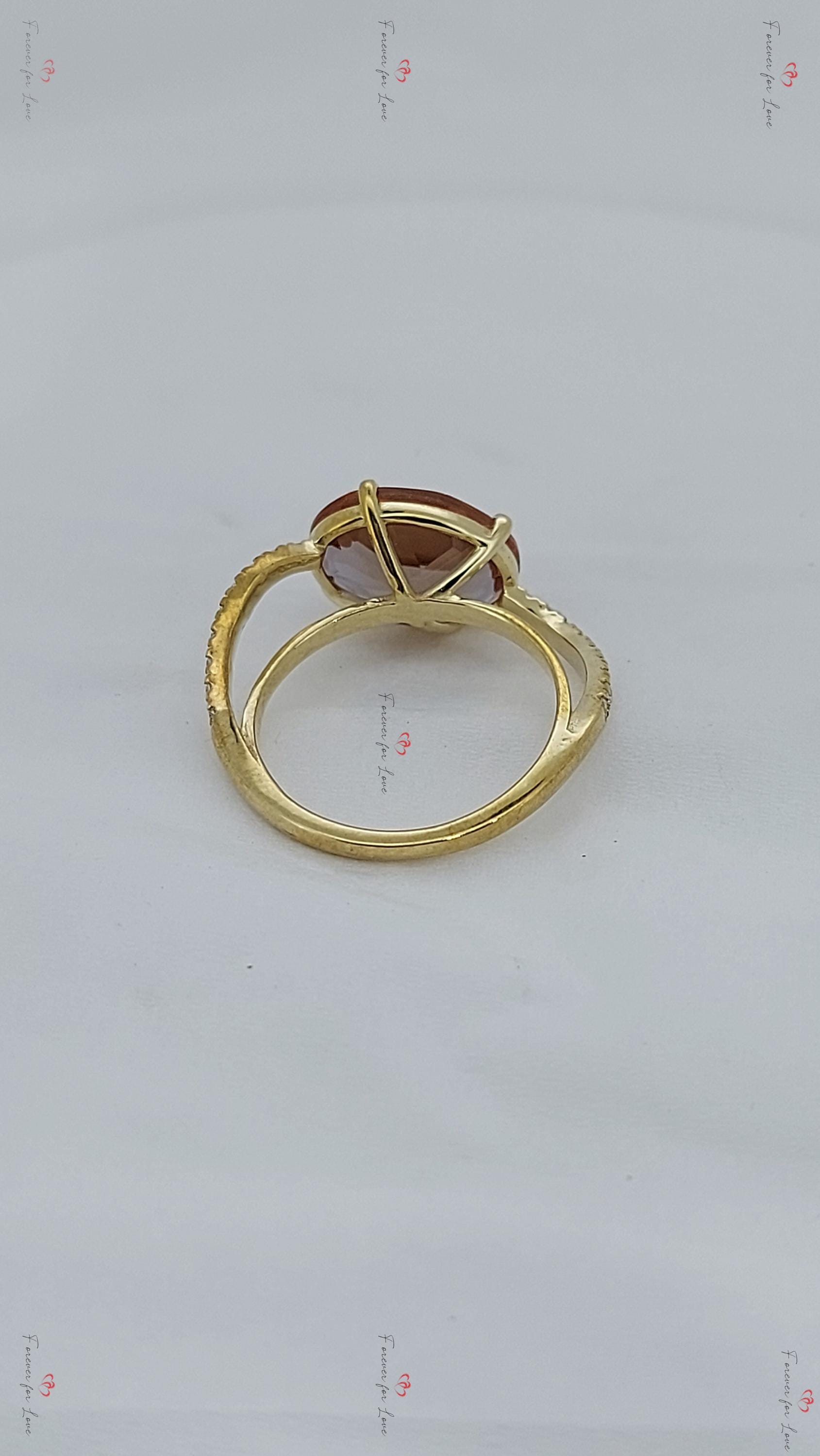 Oval Diamond Engagement Ring