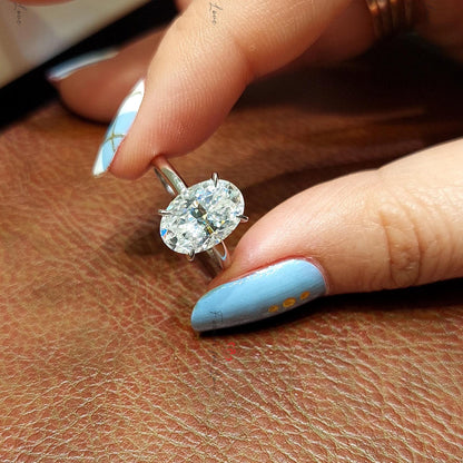 Oval Moissanite Halo Engagement Ring