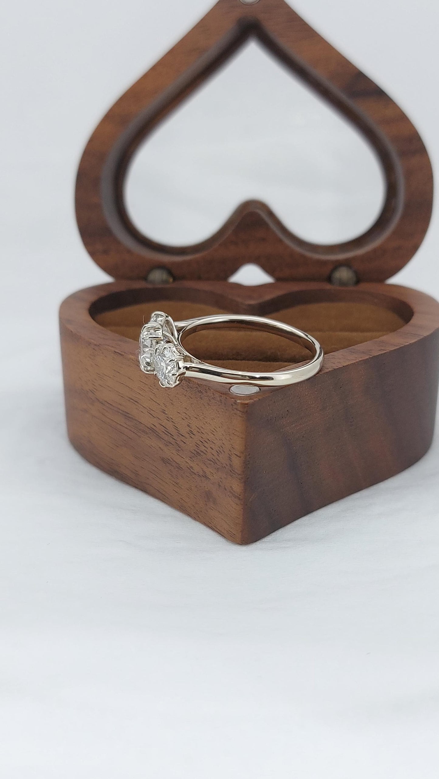 Bague de fiançailles trilogie avec diamant rond naturel Round cut Moissanite engagement ring in Gold or Platinum — custom handcrafted by Forever For Love