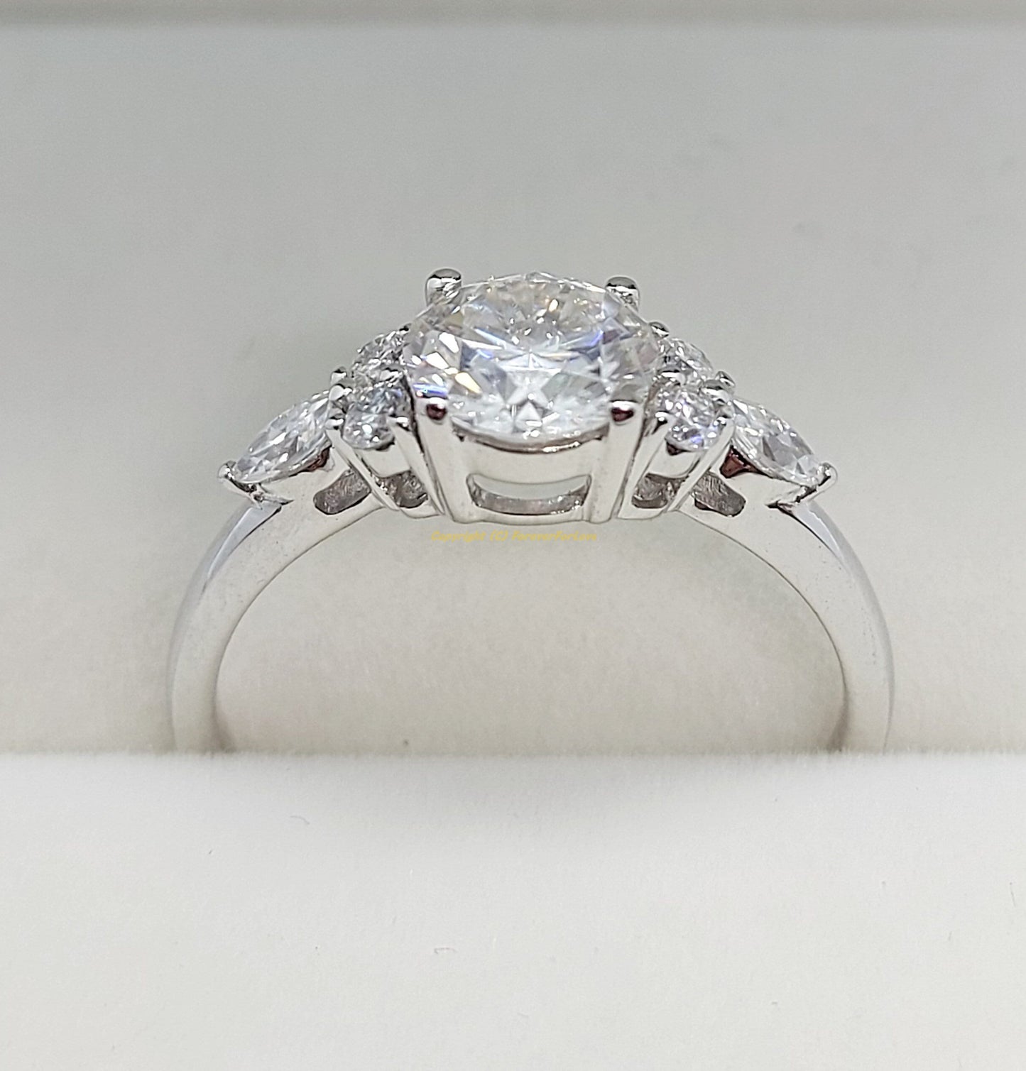 2 Karat Marquise Diamant Verlobungsring Marquise cut Moissanite engagement ring in Gold or Platinum — custom handcrafted by Forever For Love