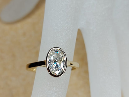 Oval Diamond, Moissanite Solitaire Engagement Ring