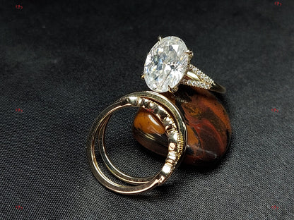Oval Diamond, Moissanite Engagement Ring