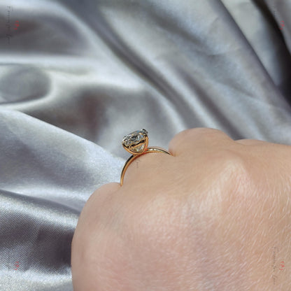 4 Ct IGI Certified Oval Lab Diamond Engagement Ring
