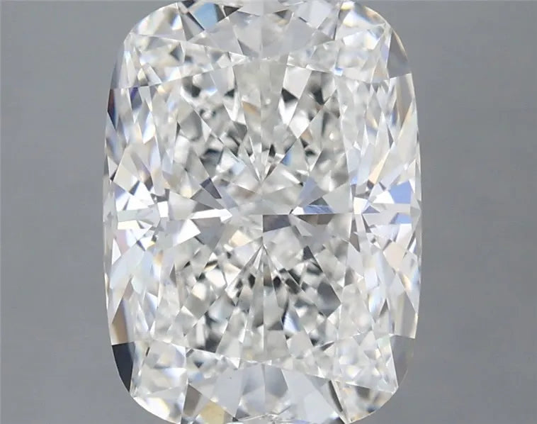 3.87ct Cushion modified Lab Grown Diamond (Colour E, Clarity VS1, IGI Certified)