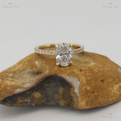 1 Ct IGI Certified Oval Diamond Engagement Ring