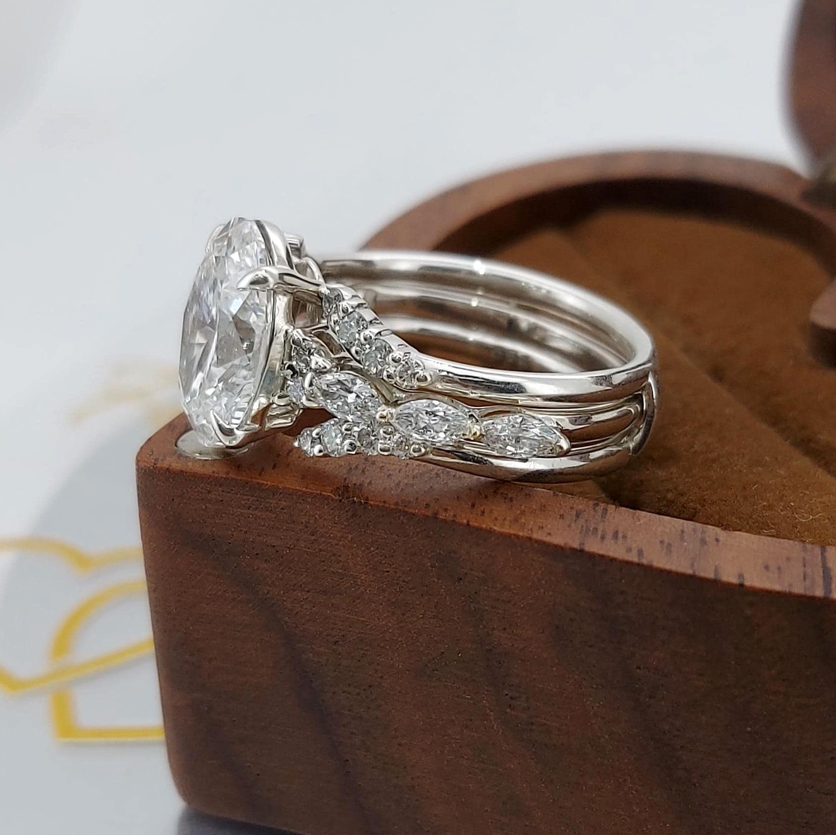 3.5 Ct IGI Certified Oval Lab Diamond Engagement Ring