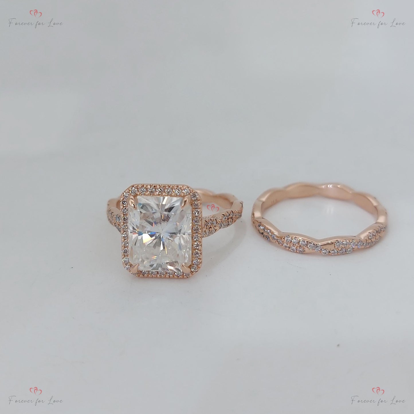 Parure de mariage éternité en moissanite taille radiante 4 carats Radiant cut Moissanite taille brillant engagement ring in Gold or Platinum — custom handcrafted by Forever For Love