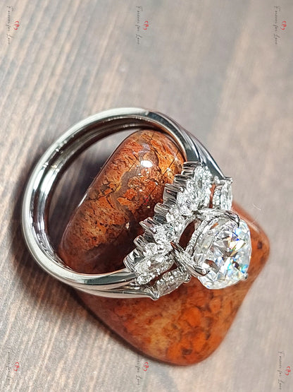 Pear Lab Diamond Engagement Ring