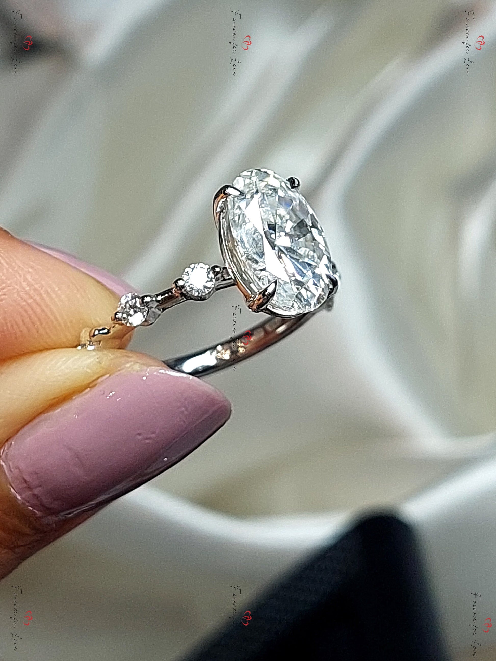2.5 Ct Oval Moissanite Engagement Ring