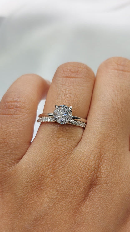 1 Ct Round Lab Diamond Engagement Ring