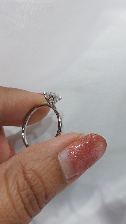 0.8 Ct Round Lab Diamond Solitaire Engagement Ring