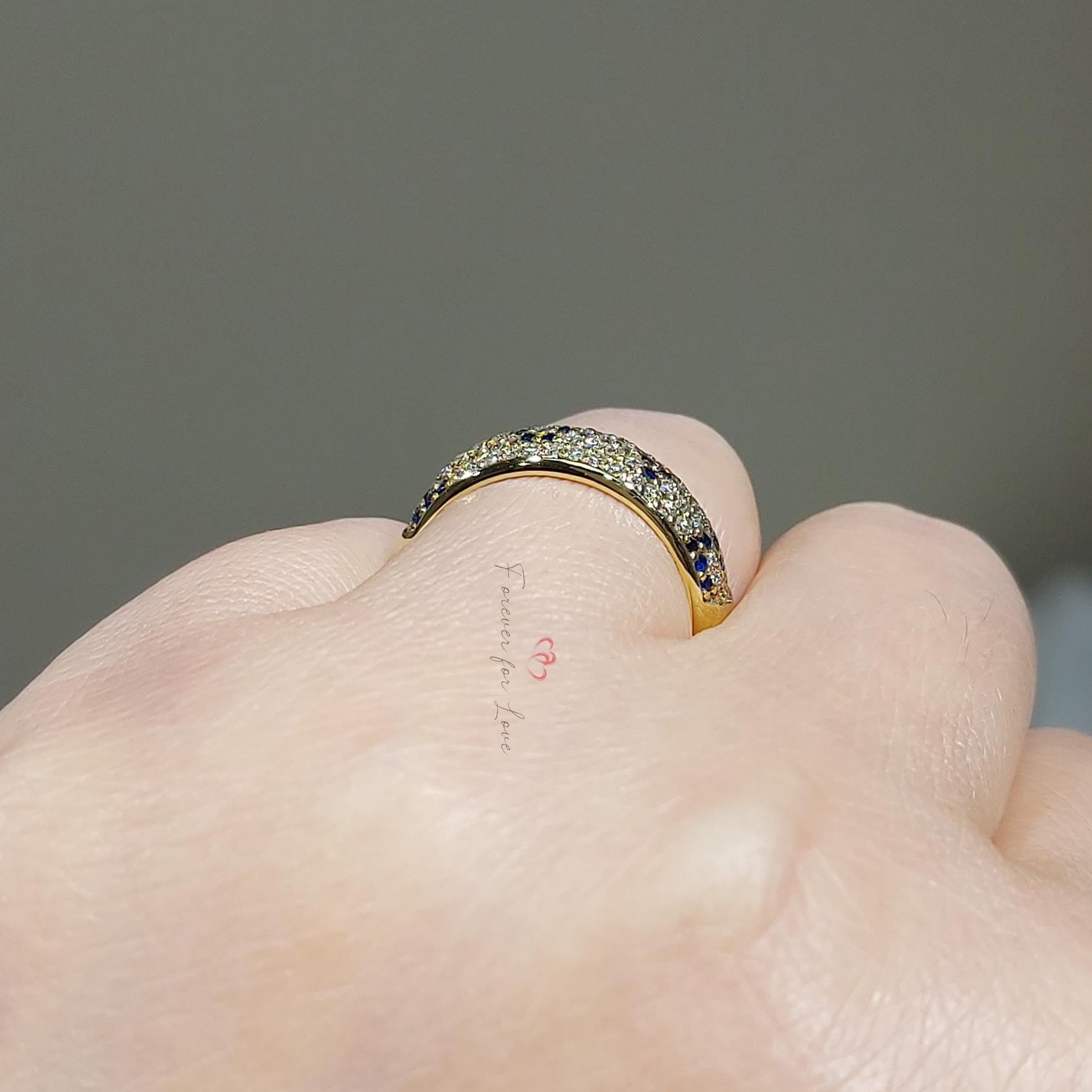 Round Diamond Band
