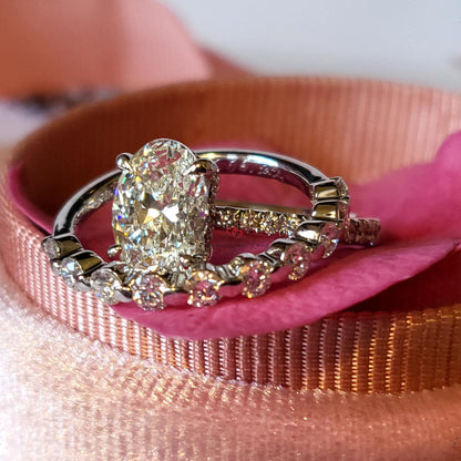3 Ct IGI Certified Oval Lab Diamond Solitaire Engagement Ring