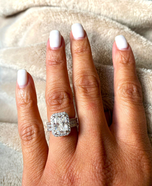 IGI Certified Radiant Diamond Halo Engagement Ring