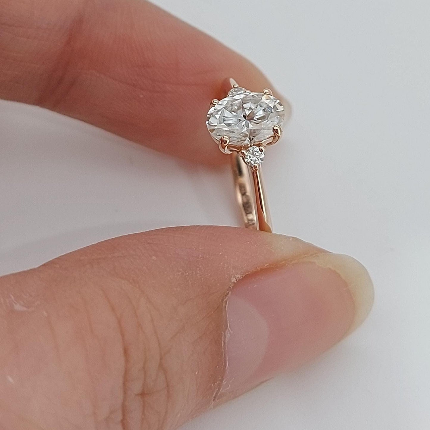 Bague trilogie ovale moissanite de 1,50 carats Oval cut Moissanite engagement ring in Gold or Platinum — custom handcrafted by Forever For Love