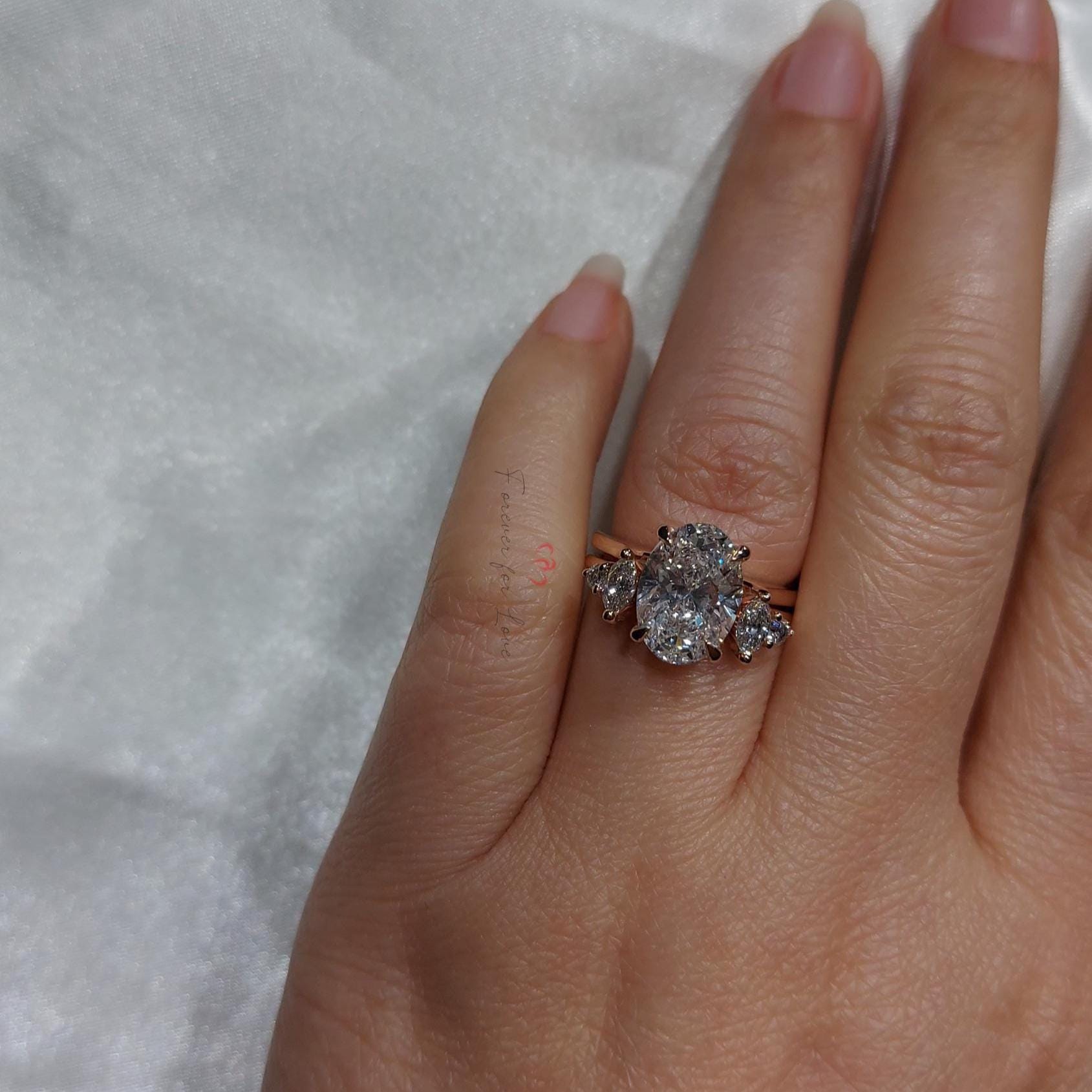 3 Ct IGI Certified Oval Lab Diamond Solitaire Engagement Ring