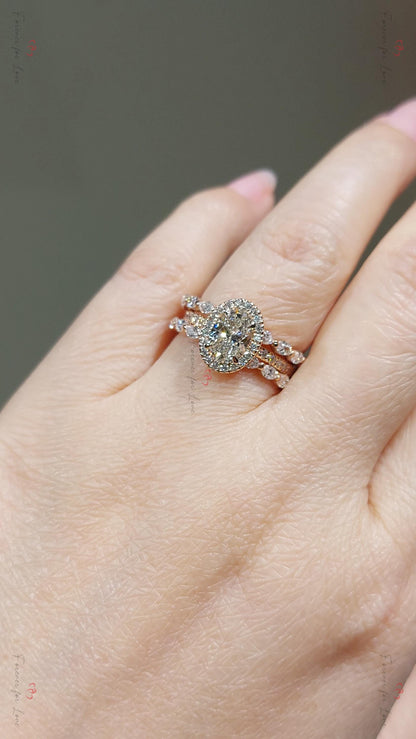 4.5 Ct Oval Diamond Halo Engagement Ring