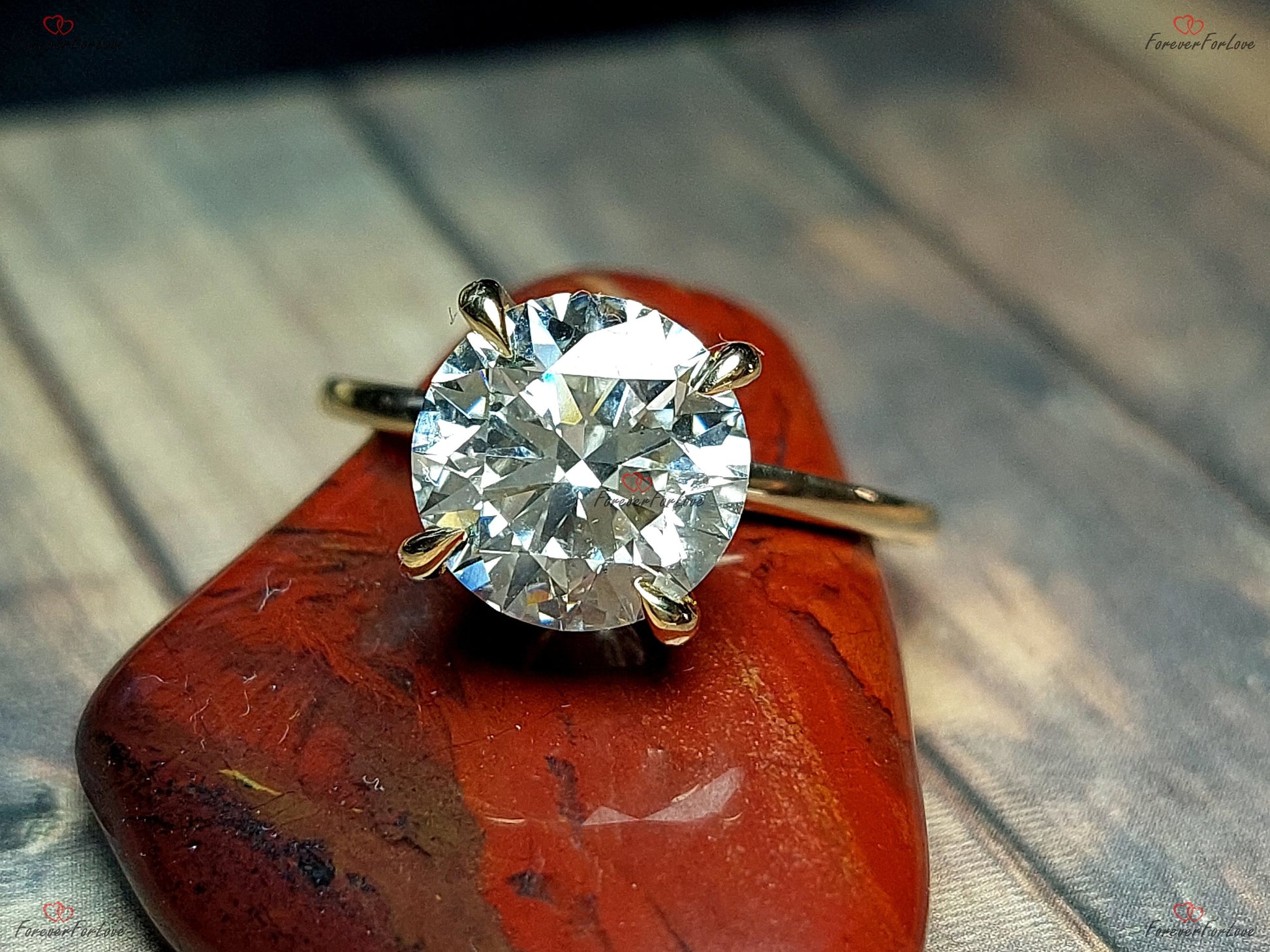 3 Ct IGI Certified Round Lab Diamond Solitaire Engagement Ring