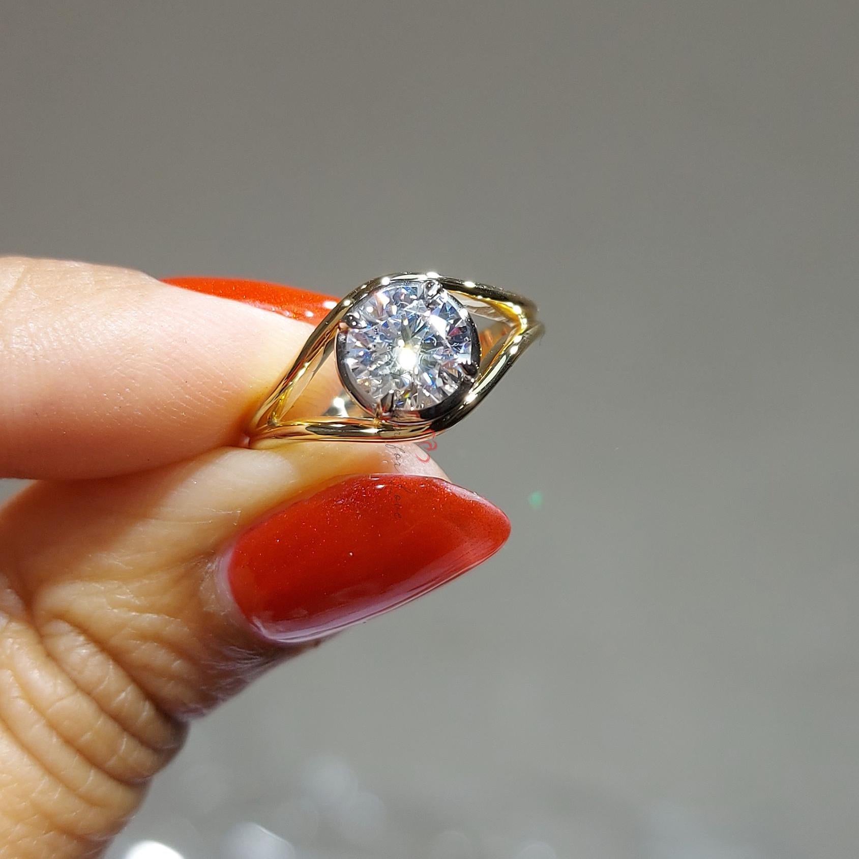 1 Ct IGI Certified Round Lab Diamond Solitaire Engagement Ring
