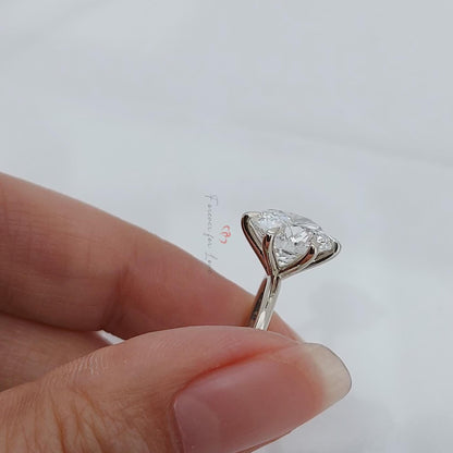 4 Ct Round Diamond Solitaire Engagement Ring