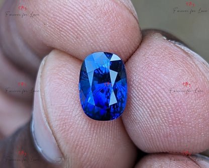 Natürlicher Royalblauer Saphir 3,15 Karat, Kissenschliff loser Edelstein, 9,5 x 6,7 x 6,1 mm, individuelles Schmuckgeschenk für sie