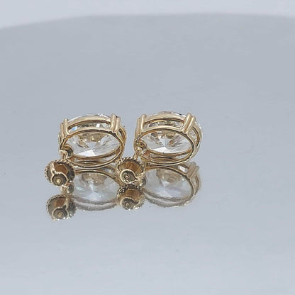 Boucles d'oreilles clous en diamant de synthèse ovale 4 carats : Or jaune 14 carats