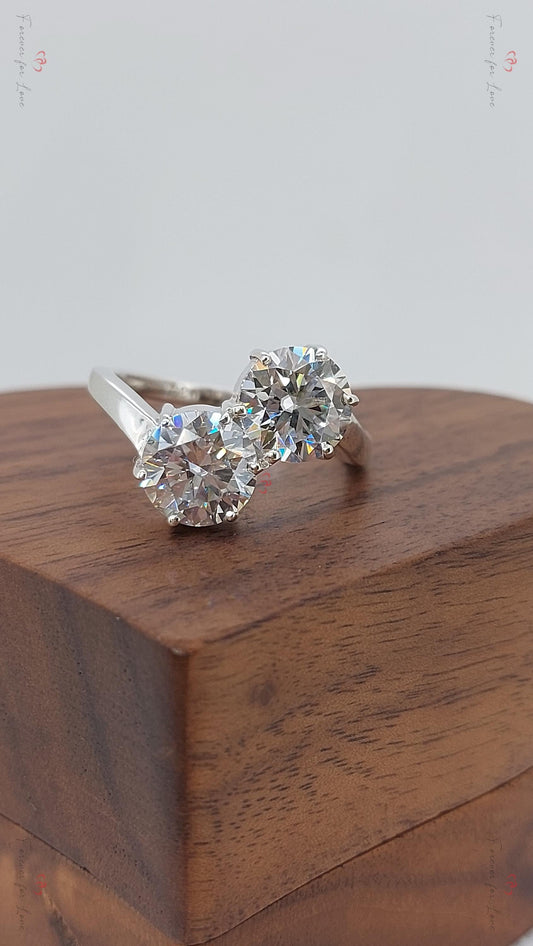 4 Ct IGI Certified Round Lab Diamond Engagement Ring