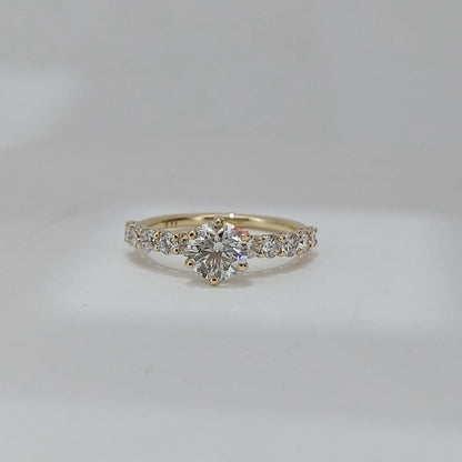 0.93 Ct Round Natural Diamond Solitaire Engagement Ring
