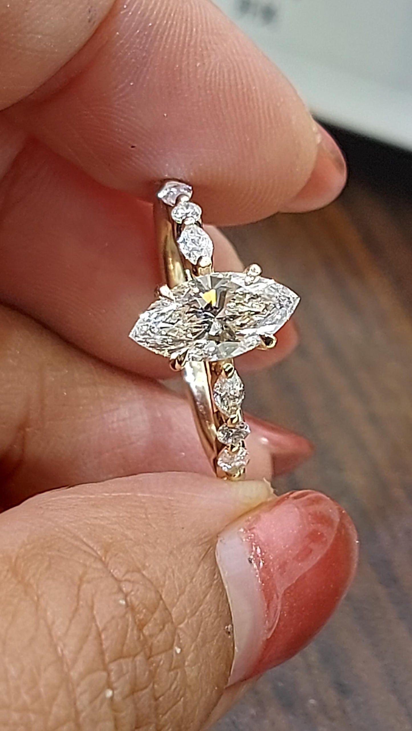 1 Karat IGI-zertifizierter Marquise-Diamantring Marquise cut Moissanite engagement ring in 935 Argentium Silber — custom handcrafted by Forever For Love