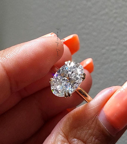 4 Ct Oval Diamond, Moissanite Halo Engagement Ring