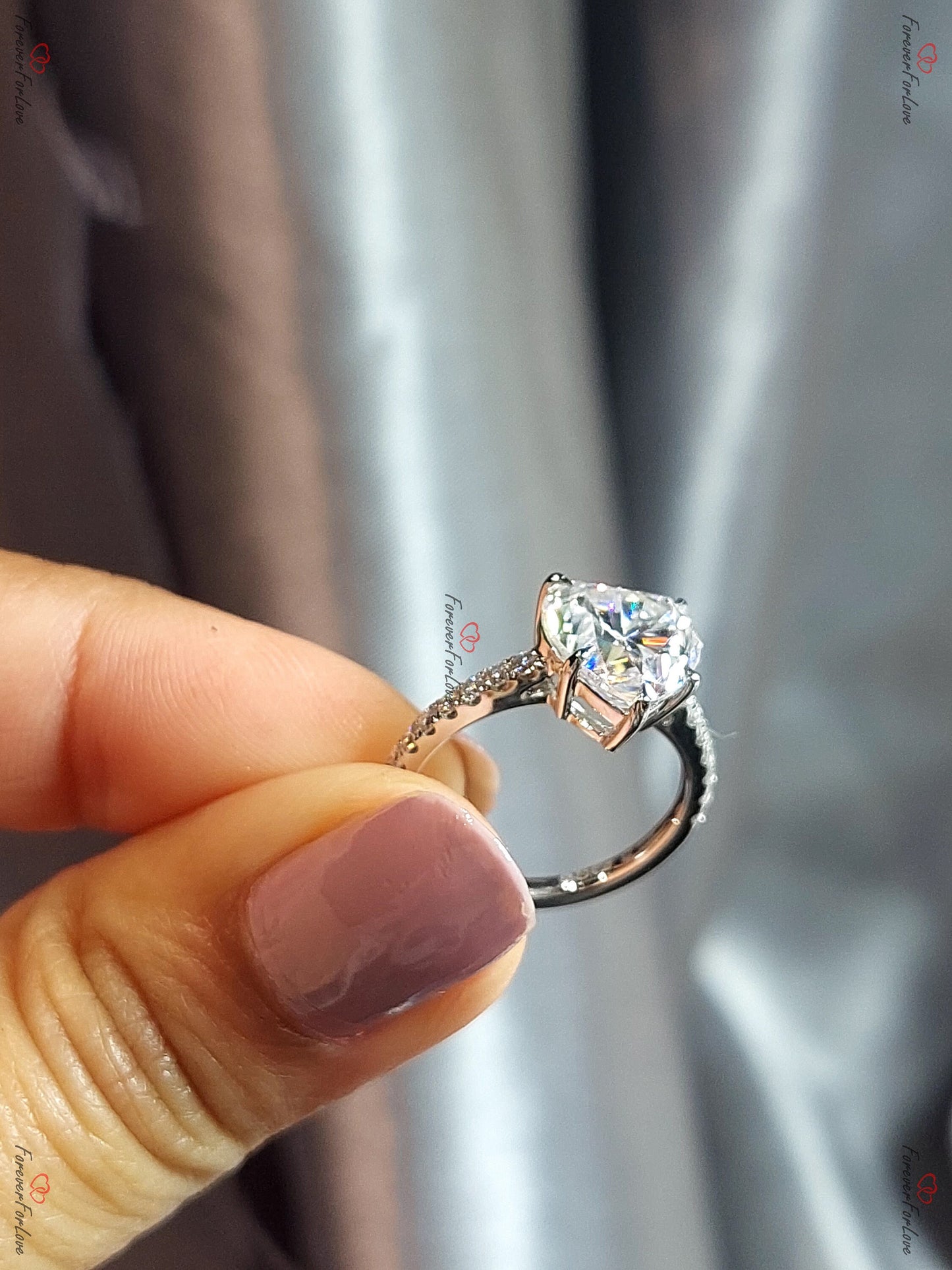 Bague de Fiançailles Pavée Cœur Moissanite 5 carats Heart cut 1Ct Moissanite Taille Brillant engagement ring in Gold or Platinum — custom handcrafted by Forever For Love