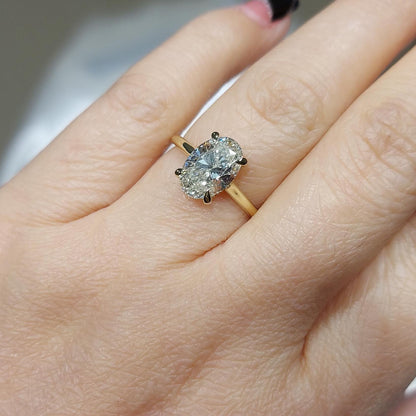 2 Ct IGI Certified Oval Diamond Engagement Ring