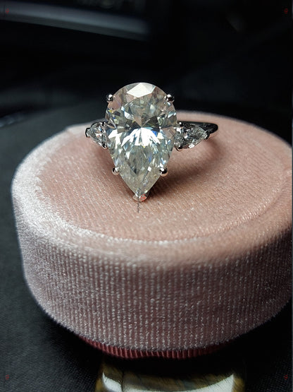 7.5 Ct Pear Diamond Engagement Ring, 14k White Gold Diamond Ring, Pear Cut Engagement Ring, Pear Moissanite Ring, Three Stone Ring.