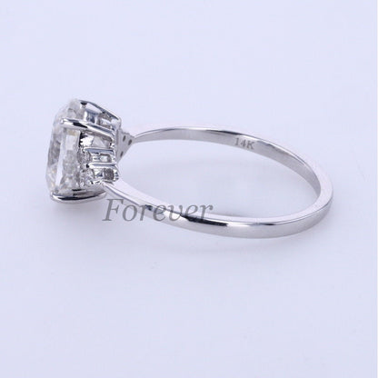 Oval Diamond, Moissanite Engagement Ring