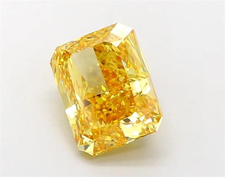 4.01ct Radiant Lab Grown Diamond (Colour Fancy Vivid Yellow, Clarity VS1, IGI Certified)