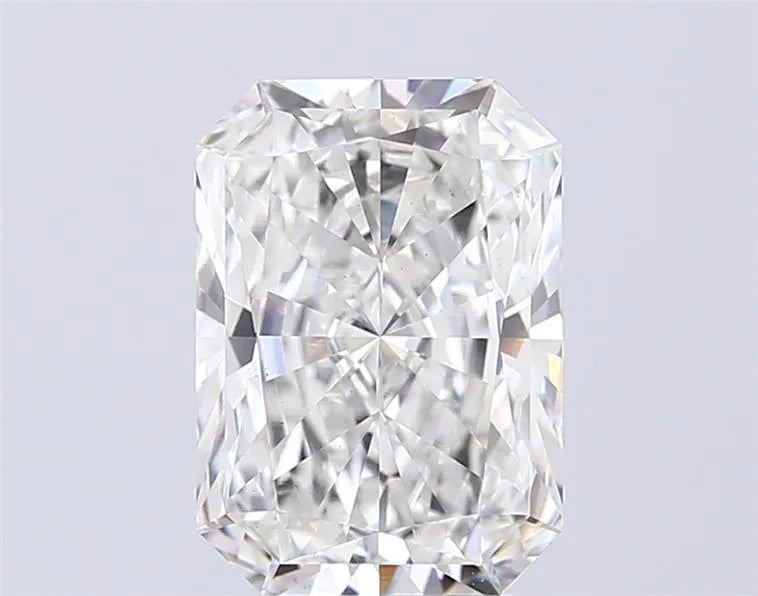 4.05ct Radiant Lab Grown Diamond (Colour F, Clarity VS1, IGI Certified)