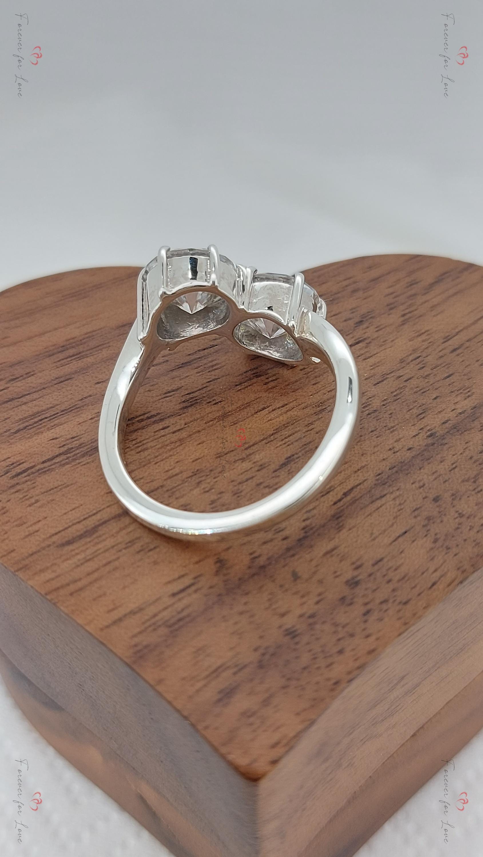 4 Ct IGI Certified Round Lab Diamond Engagement Ring